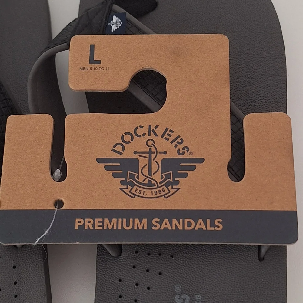Dockers men's sandals NWT